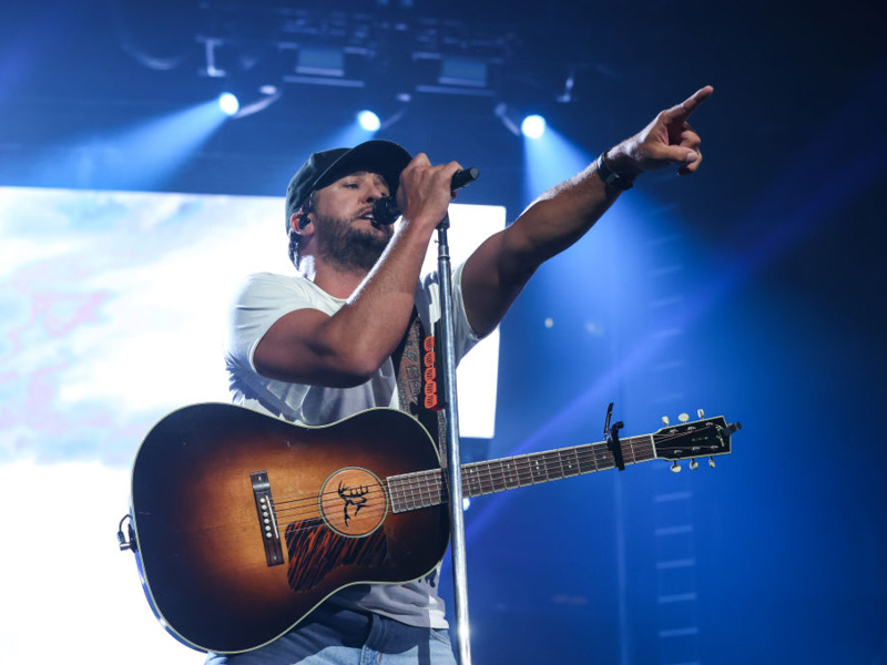 Luke Bryan: Country On Tour with Conner Smith, Hailey Whitters & DJ Rock at Denny Sanford Premier Center